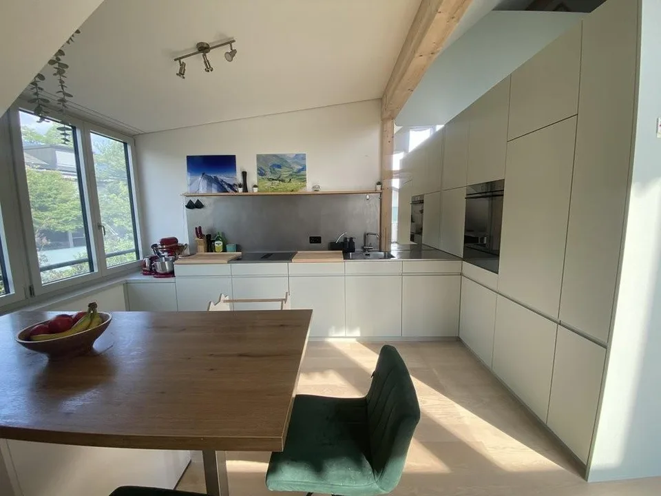Schöne 3.5 Zimmer-Wohnung mit grosszügigem Grundriss in Uitikon