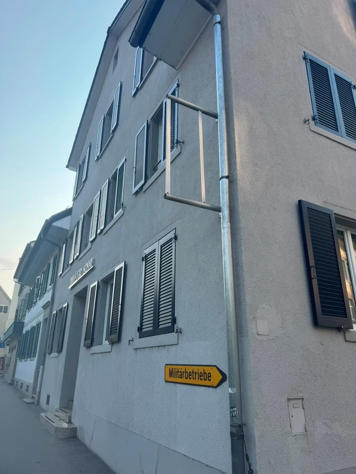 Heller Büro-/Praxisraum an zentraler Lage in Frauenfeld