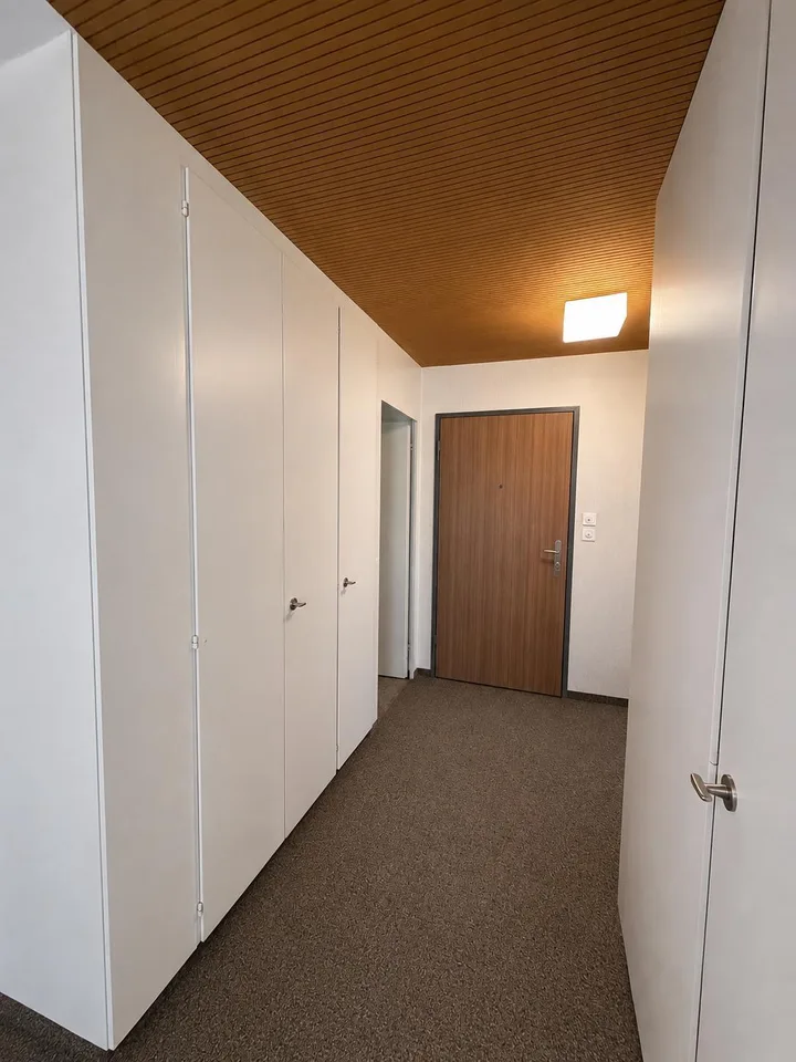 Attraktive 3-Zimmer-Wohnung mit grosszügigem Balkon und Blick ins Grüne