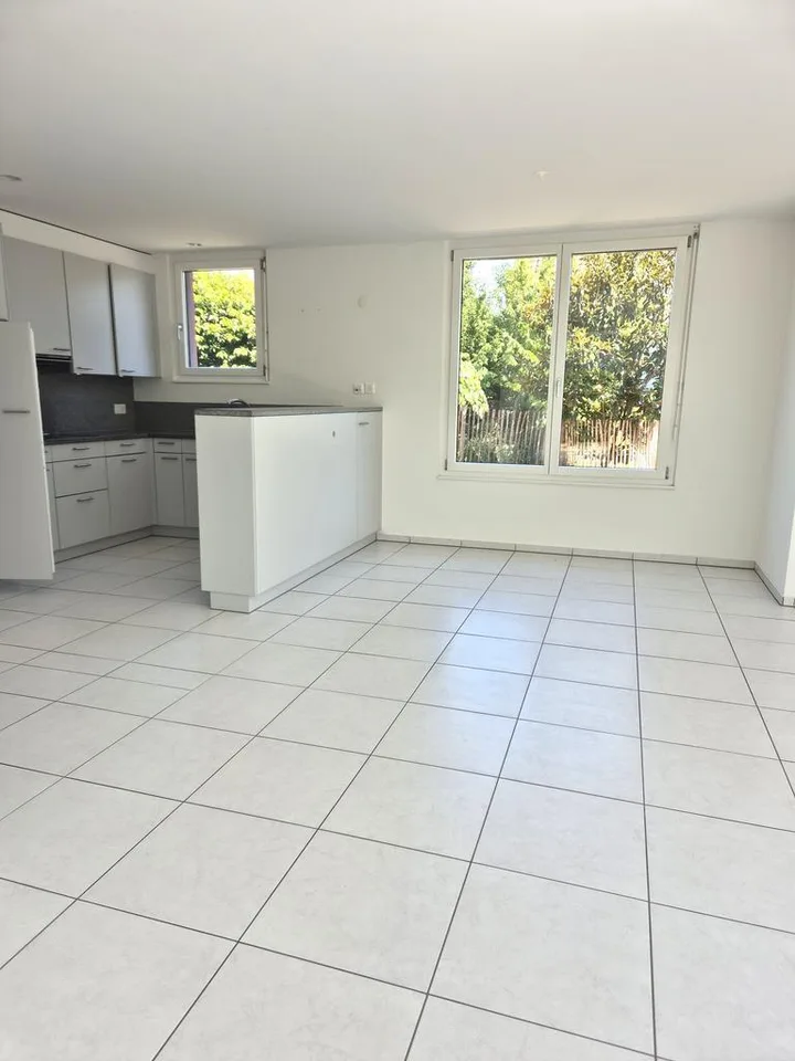 Appartement 3.5 pièces familial avec jardin et serre