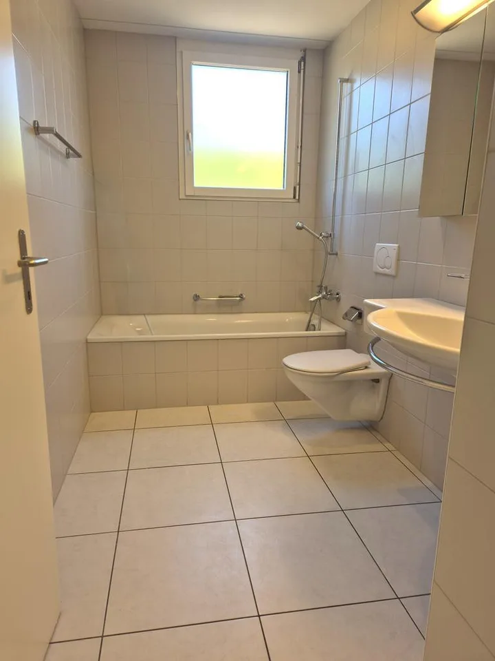 Appartement 3.5 pièces familial avec jardin et serre