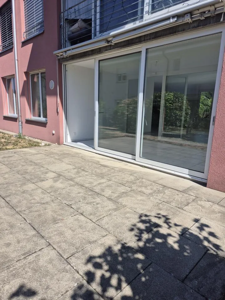Appartement 3.5 pièces familial avec jardin et serre