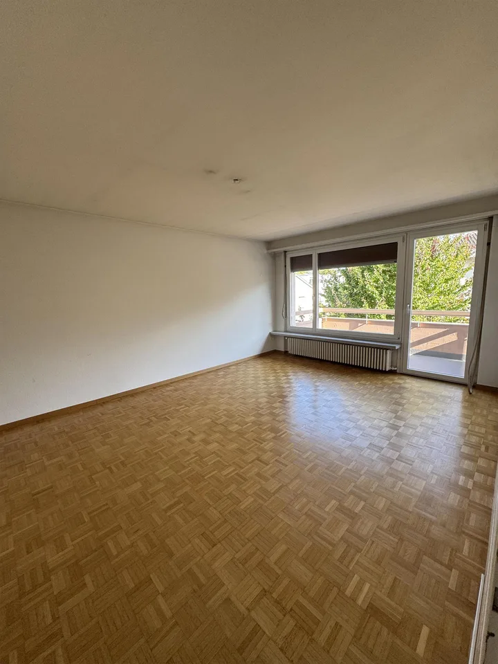 BEFRISTET: Befristete Wohnung an genialer Lage in Zürich Triemli