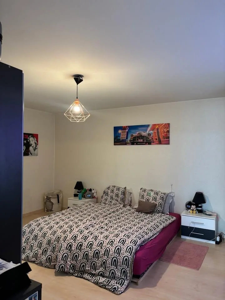 Geräumige 2-Zimmer-Wohnung mit Terrasse in La Coudre, Neuchâtel