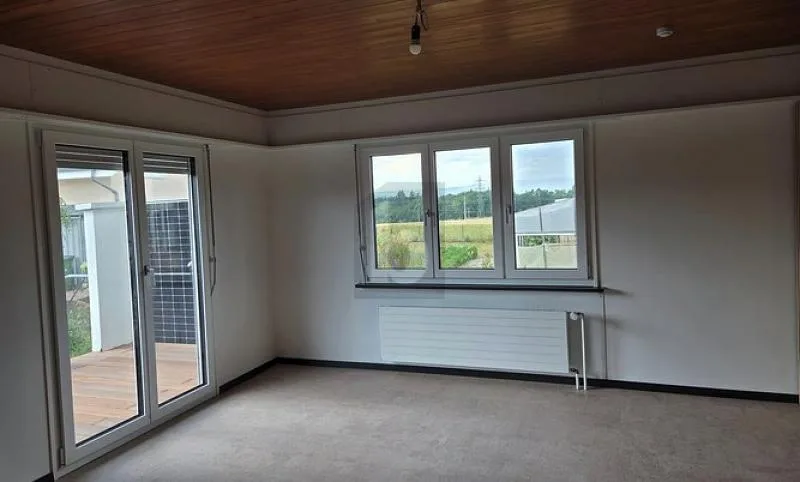 ENERGETISCH SANIERT MIT 1339 M² UMSCHWUNG