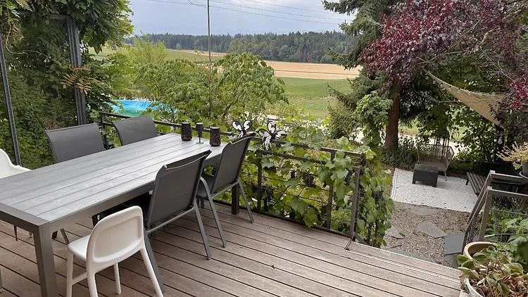 6½ ZIMMER-HAUS IN MEIKIRCH (BE), MÖBLIERT, TEMPORÄR