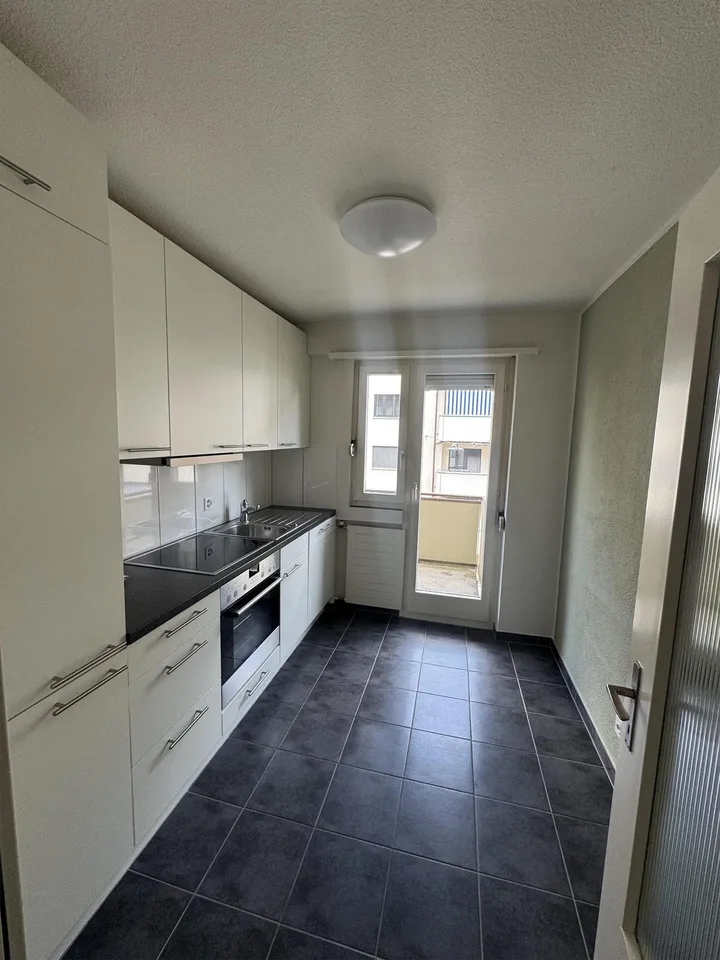 2.0 Zimmerwohnung in Zürich-Wiedikon (Befristet)