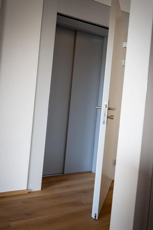 Exklusive 5.5-Zimmer-Neubau Dachwohnung  Lift direkt in Wohnung