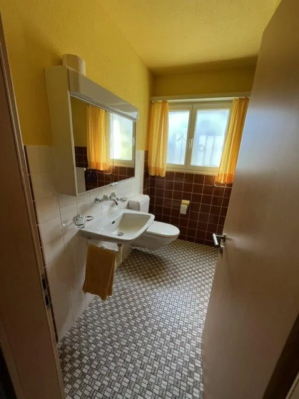 Well-maintained single-family house with large outdoor area