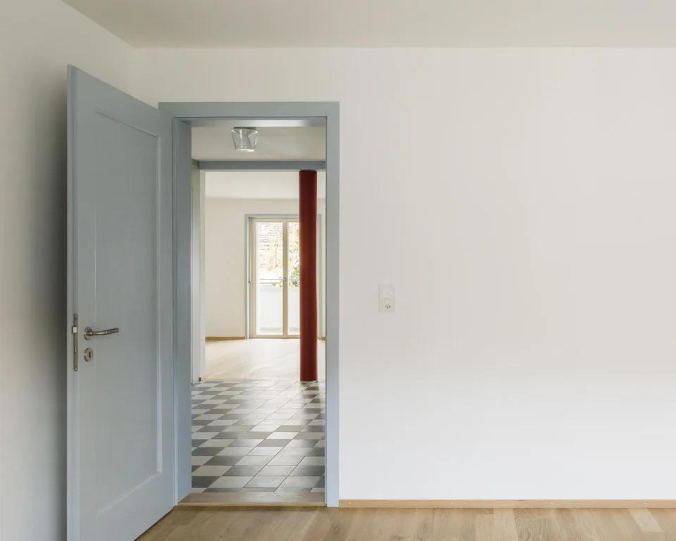 Appartamento ristrutturato di alta qualità sul Reno