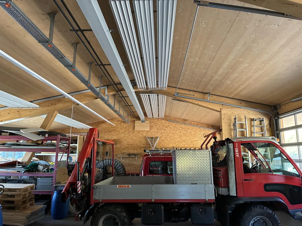 Gewerbehalle, Werkstatt und Vorplatz – praktisch & vielseitig nutzbar