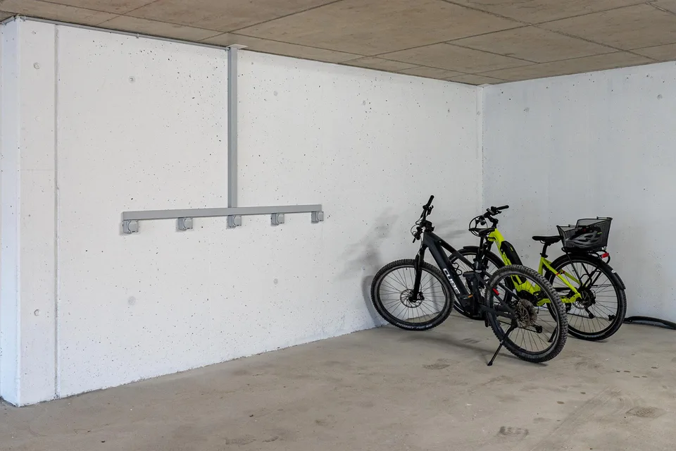 Exklusive 3.5-Zimmer-Neubauwohnung mit grossem Sitzplatz