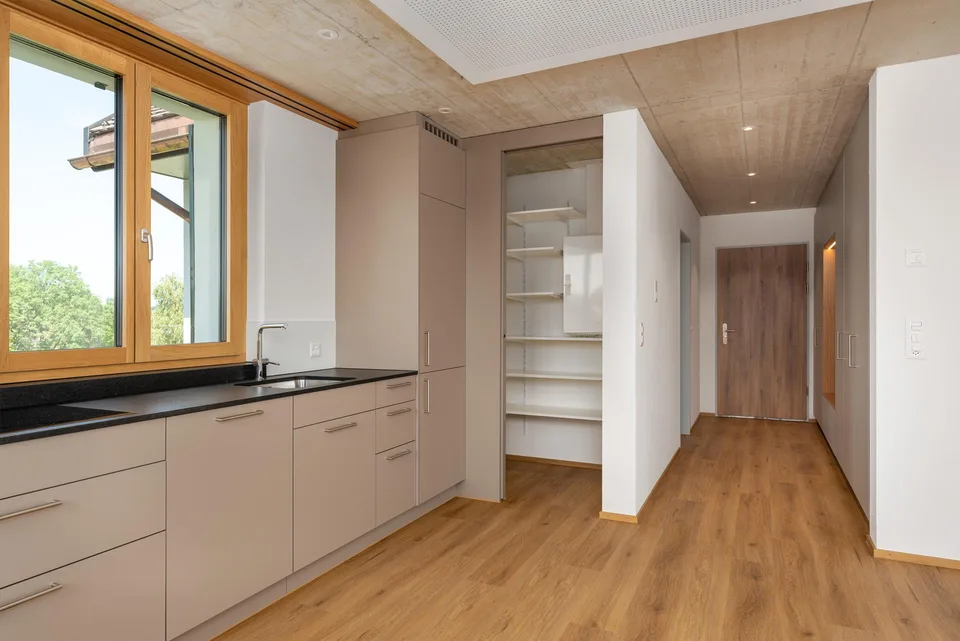 Exklusive 3.5-Zimmer-Neubauwohnung mit grossem Sitzplatz