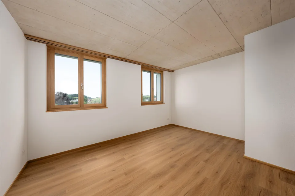 Exklusive 3.5-Zimmer-Neubauwohnung mit grossem Sitzplatz