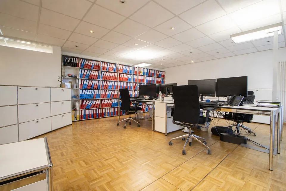 Locaux commerciaux avec un potentiel de réutilisation attractif dans un appartement