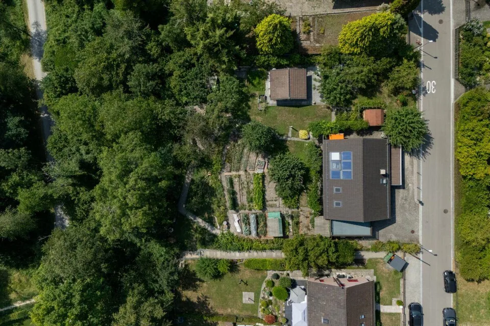 Idyllisches Anwesen mit viel Land & Privatsphäre