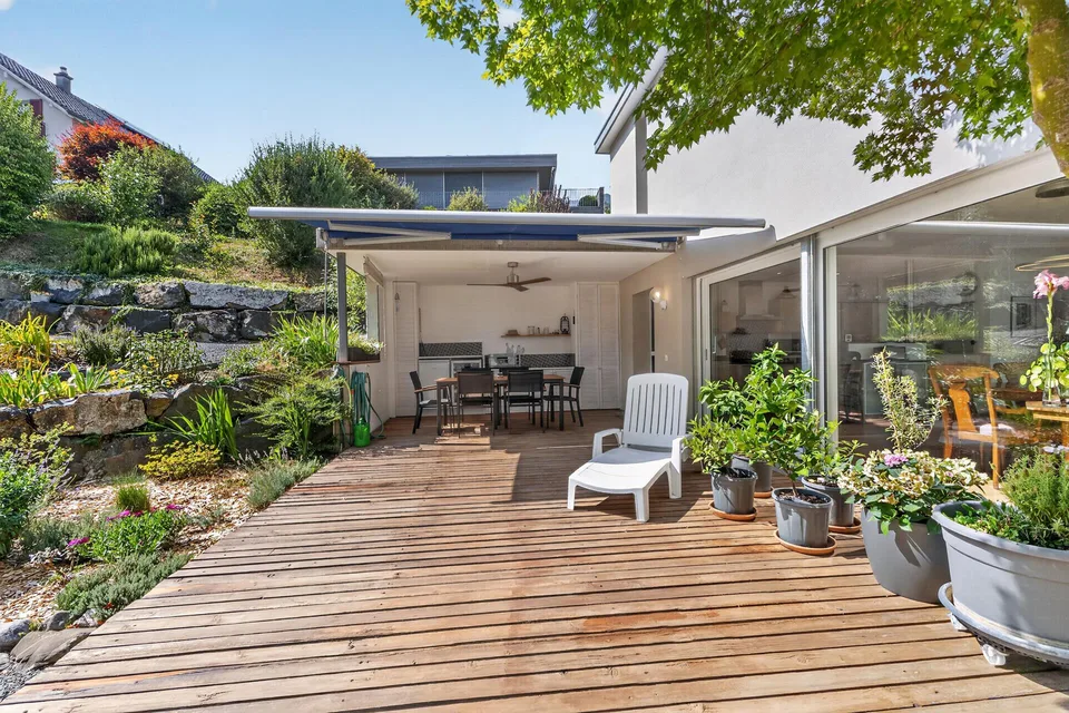 Modern single-family house with panoramic view in Gams