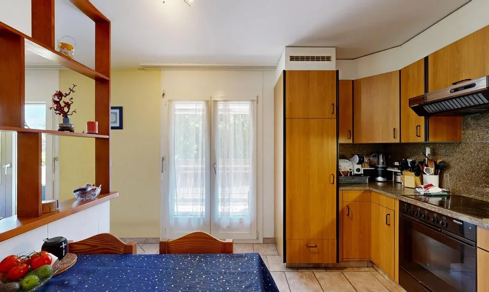 Apartment 3.5 with garage