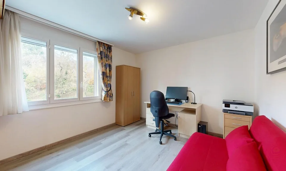 Grand 5,5 pièces de 160 m², vue dégagée et calme absolu