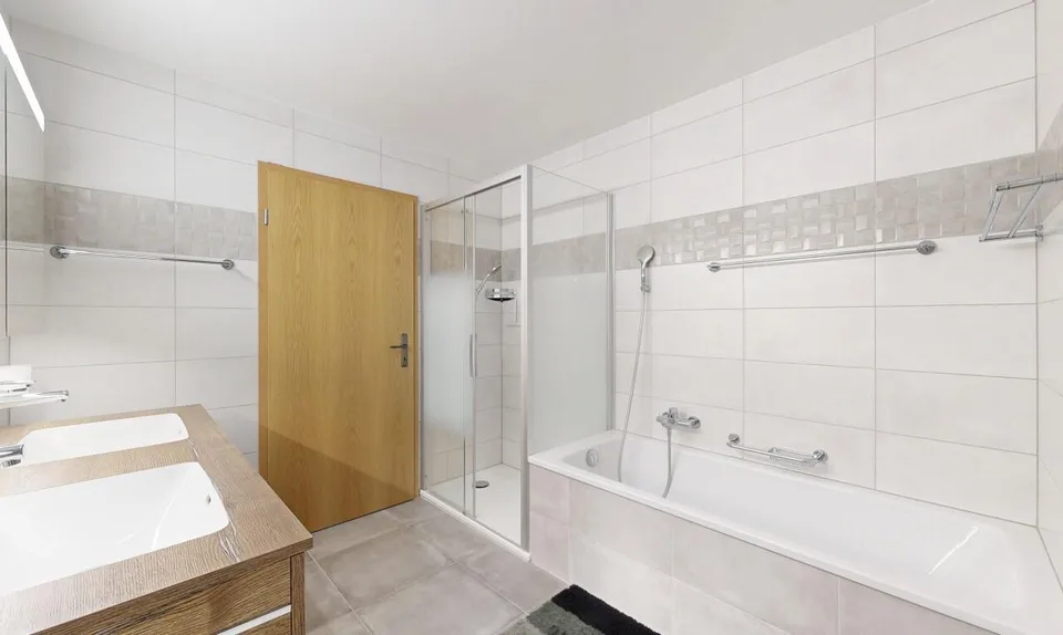 Grand 5,5 pièces de 160 m², vue dégagée et calme absolu