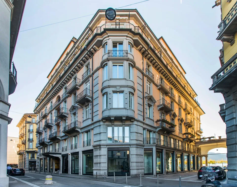Ufficio di charme appena rinnovato al Palazzo Gargantini