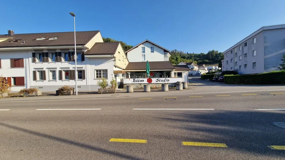 Gewerberäumlichkeiten à 256 m² im EG