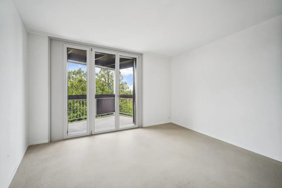 Rühige und geräumige 4.5 Zimmer-Wohnnung sucht Sie!