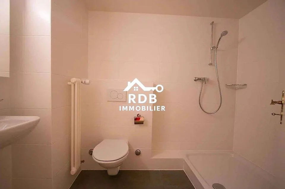 Studio on the 3rd floor located in Geneva 1207