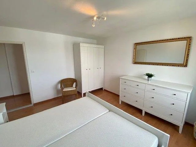 3.5-Room Apartment