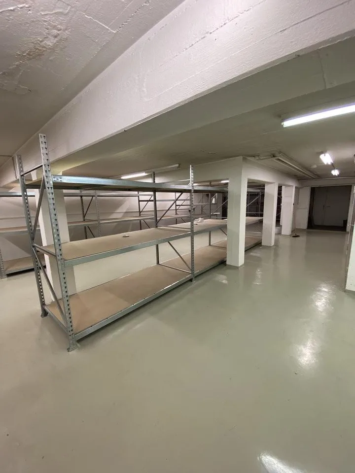 Attractive commercial space - limited until 31.03.2029