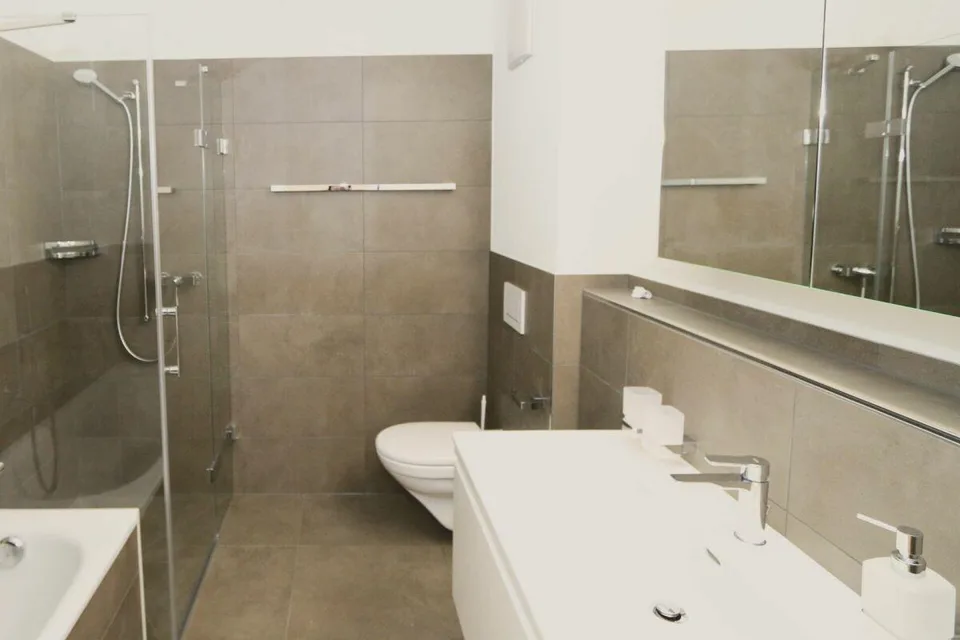 neuwertige 3.5-Zimmer-Wohnung an zentraler Lage