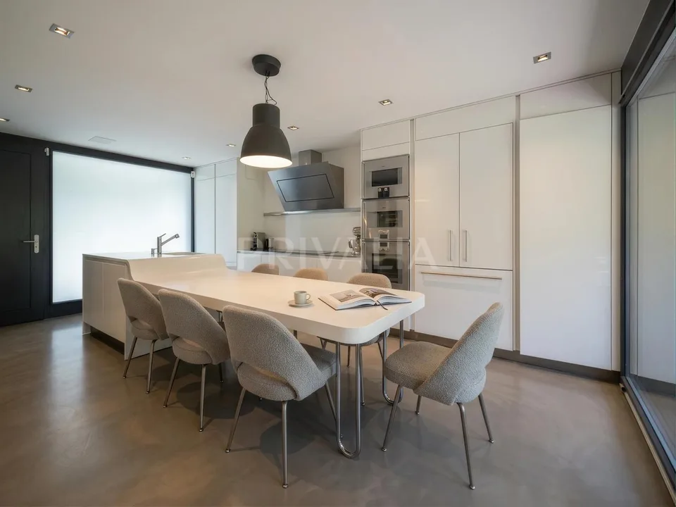 Élégante villa semi-individuelle aux prestations haut de gamme