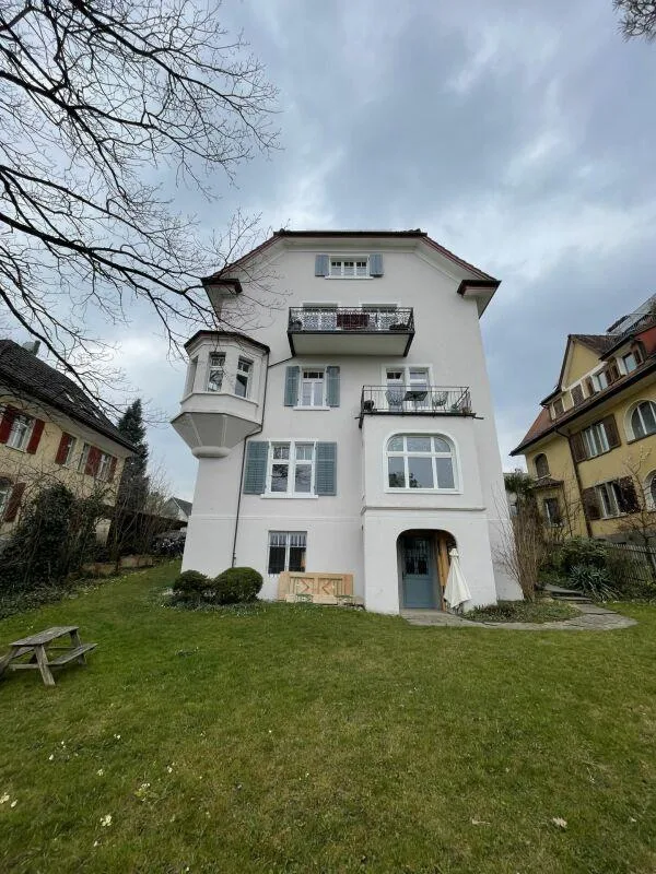 Charming 4-room apartment in Zurich