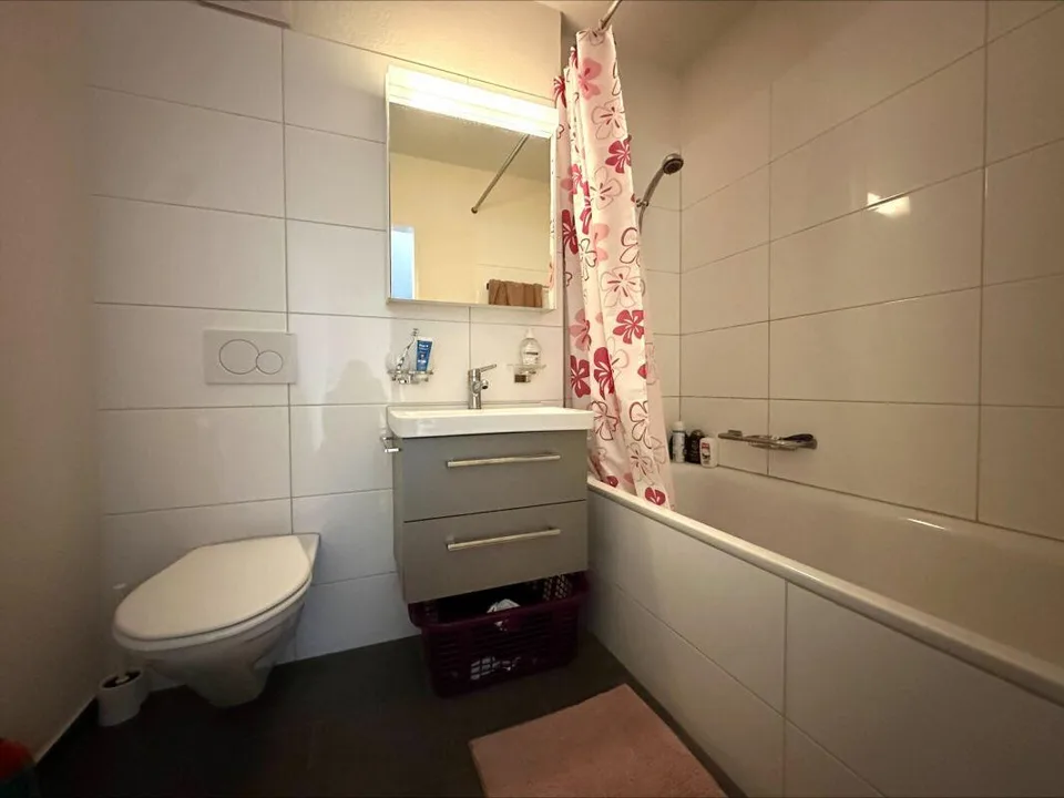 Gepflegte 1.5-Zimmer-Wohnung mit Balkon