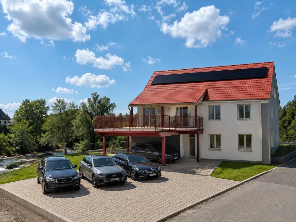 Geräumige 5.5-Zimmer-Wohnung mit großem Außenbereich
