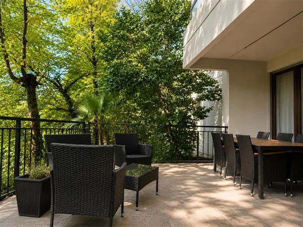 Lugano: 5.5-Room Apartment