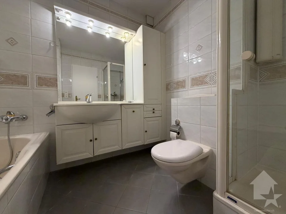 Bel appartement 4.5 pièces, situé à proximité des commodités