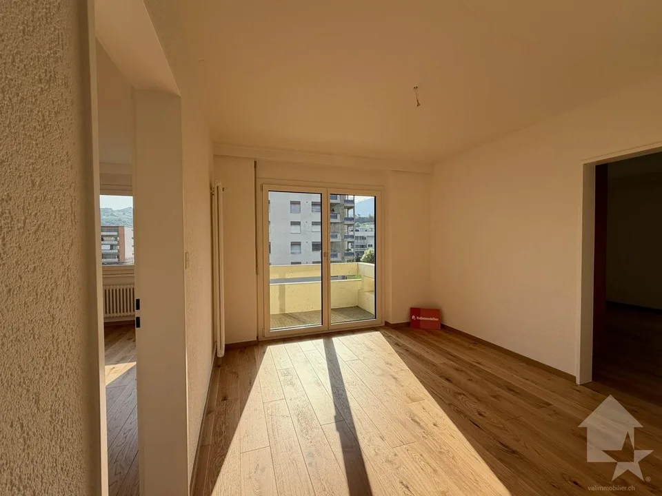 Bel appartement 4.5 pièces, situé à proximité des commodités