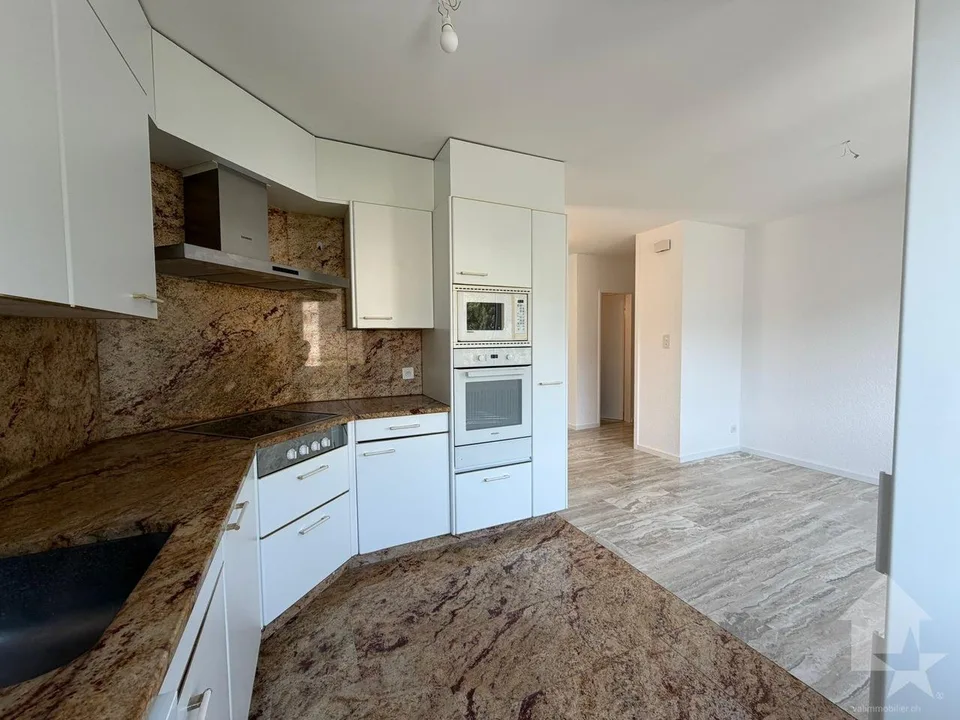 Bel appartement 4.5 pièces, situé à proximité des commodités
