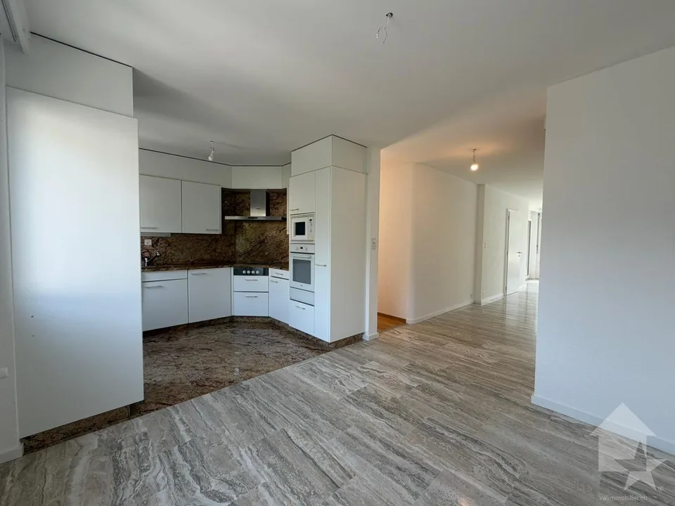 Bel appartement 4.5 pièces, situé à proximité des commodités