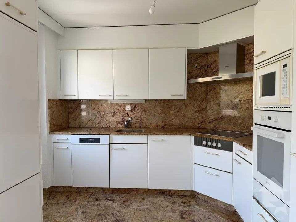 Bel appartement 4.5 pièces, situé à proximité des commodités