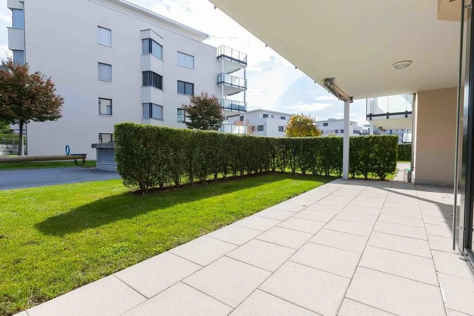 Wohnung mit Aussicht ins Grüne sucht Single!