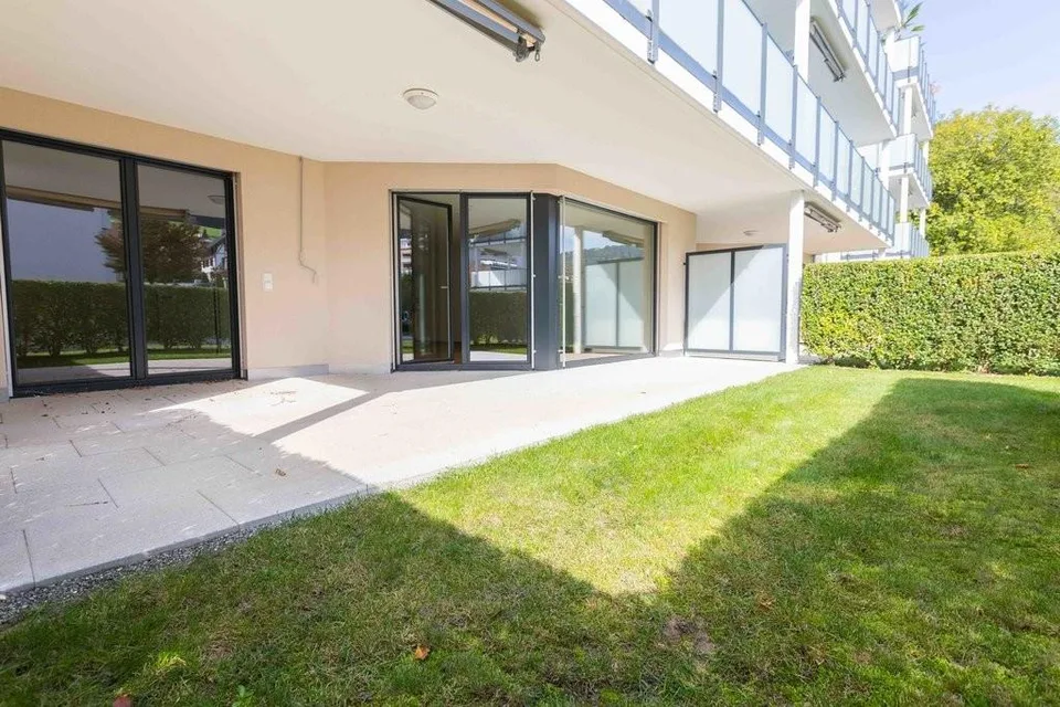 Wohnung mit Aussicht ins Grüne sucht Single!