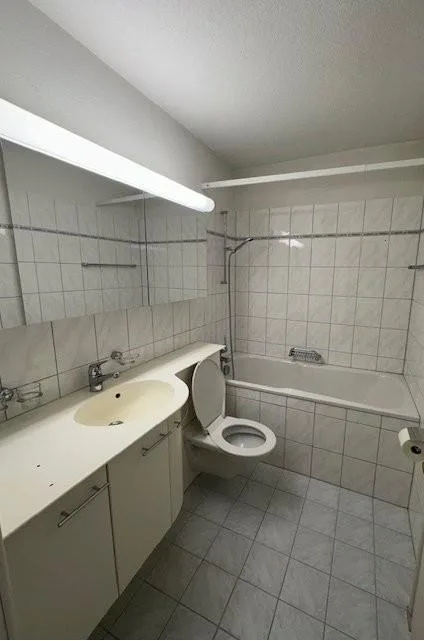 Appartamento a Zürich Altstetten in una posizione tranquilla