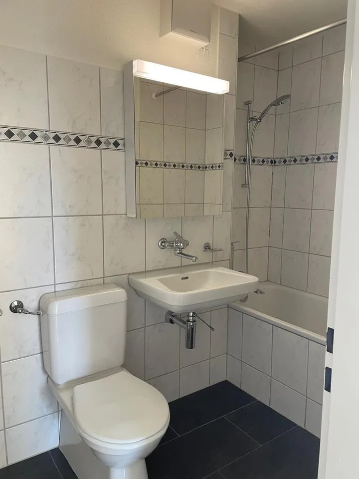 Schöne 2.5 Zimmer-Wohnung an ruhiger Lage in Muri
