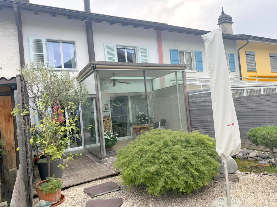 Charmantes 4.5-Zimmer-Reiheneinfamilienhaus in Spiez mit schöner Au...
