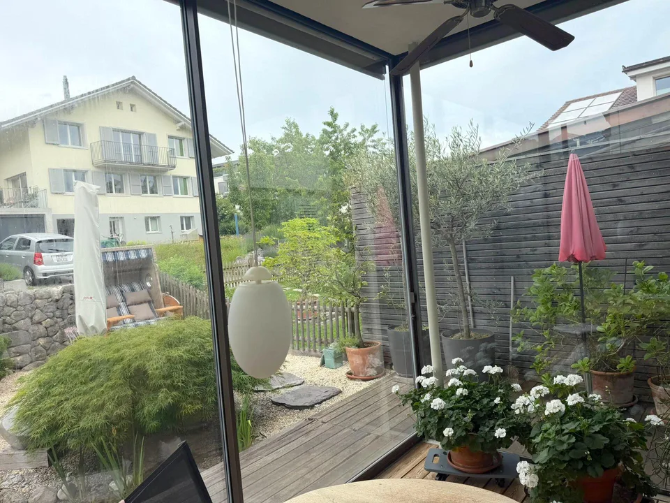 Charmantes 4.5-Zimmer-Reiheneinfamilienhaus in Spiez mit schöner Au...