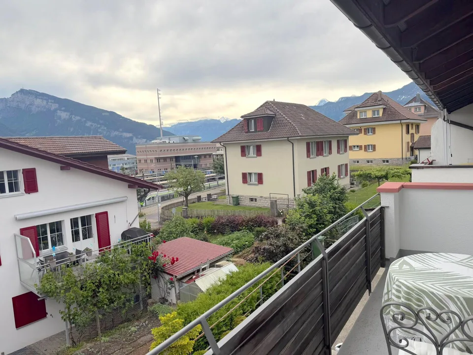 Charmantes 4.5-Zimmer-Reiheneinfamilienhaus in Spiez mit schöner Au...