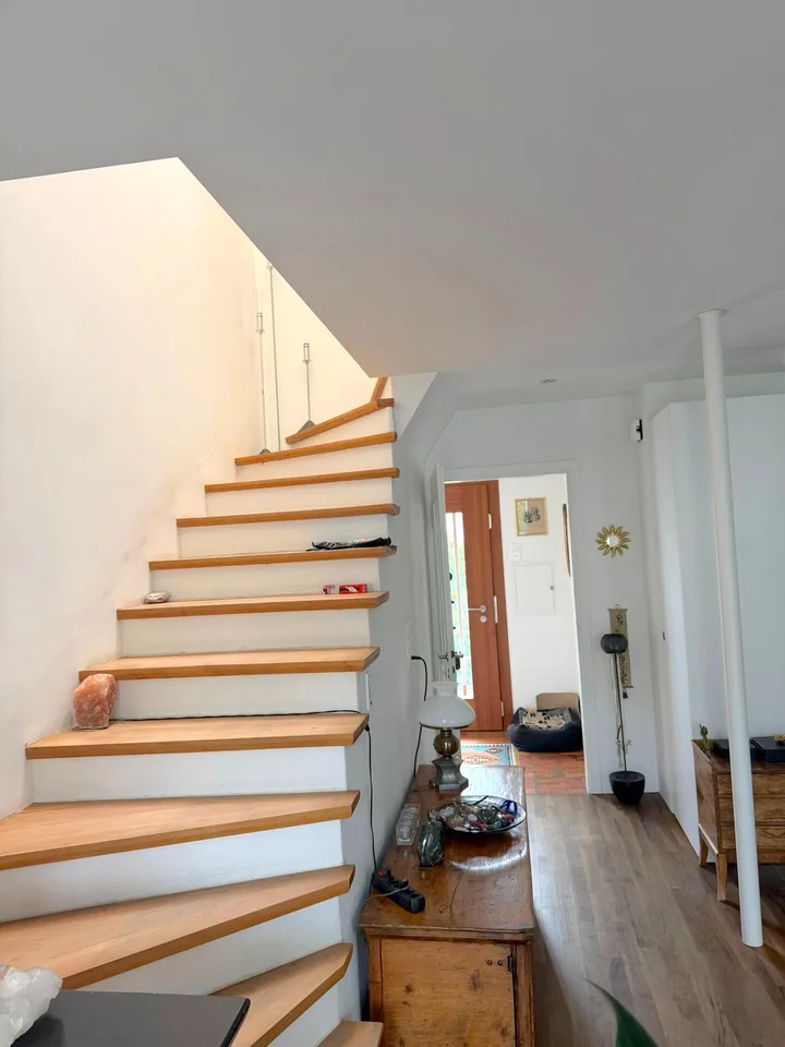 Charmantes 4.5-Zimmer-Reiheneinfamilienhaus in Spiez mit schöner Au...