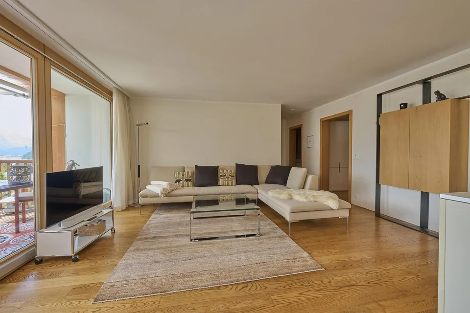 Exklusives Wohnerlebnis – Stilvolle 3.5-Zimmer Wohnung in Samedan